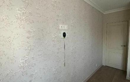 Réfection d'une chambre en papier peint sur la commune de DEAUVILLE